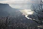 35 Vista su Lecco e il suo lago